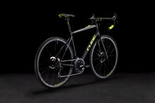 Cargar imagen en el visor de la galería, Bicicleta Cube Attain pro Black N&#39; Flashyellow talla 53 2021